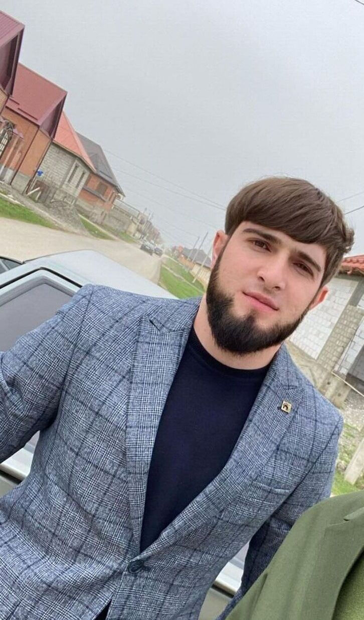  deleted,   Ali, 18 ,   ,   