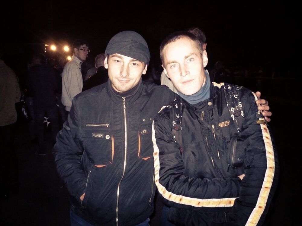  10836654  Pavel, 40 ,    