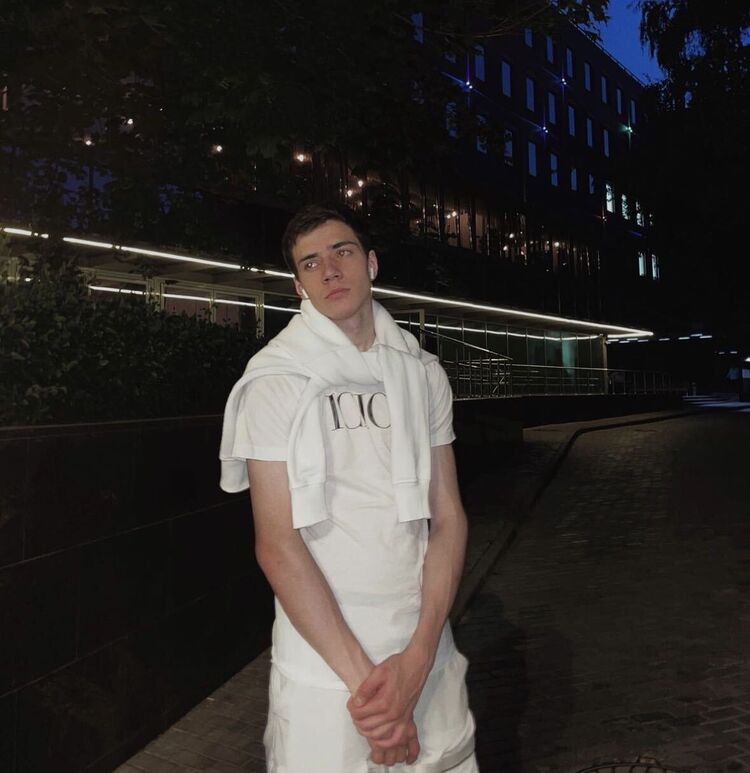  ,   , 22 ,   ,   
