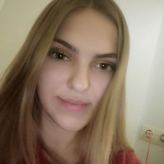  50524404  Yulia, 26 ,    