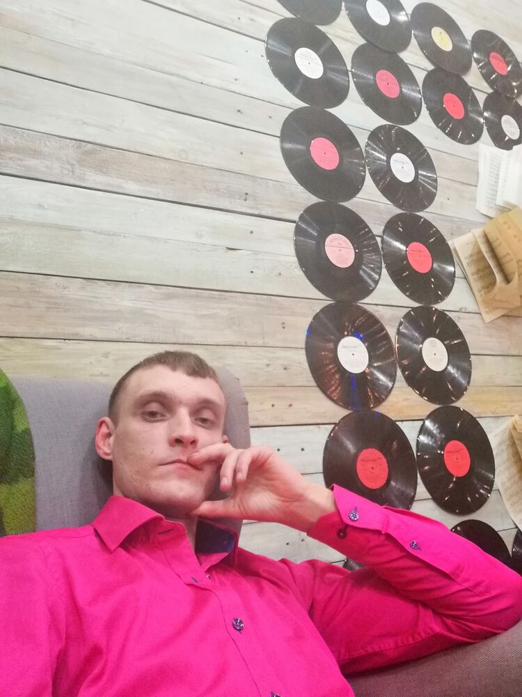  ,   Felix, 33 ,   ,   , c 