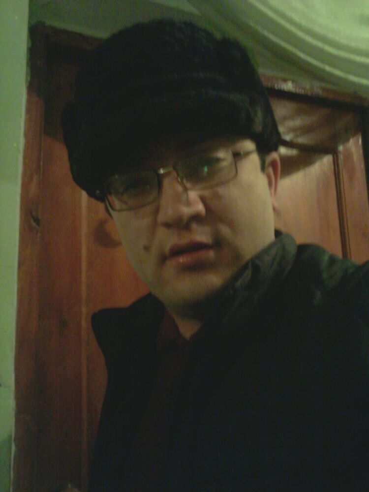  ,   Oybek, 40 ,     , c , 