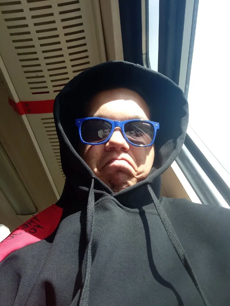  32992294  , 27 ,    