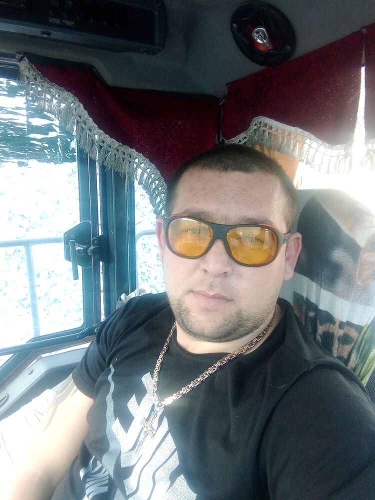  41136424  , 28 ,    