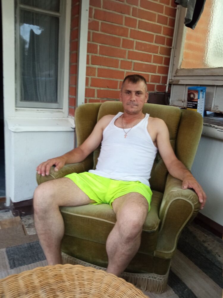  39631494  Dima, 43 ,    