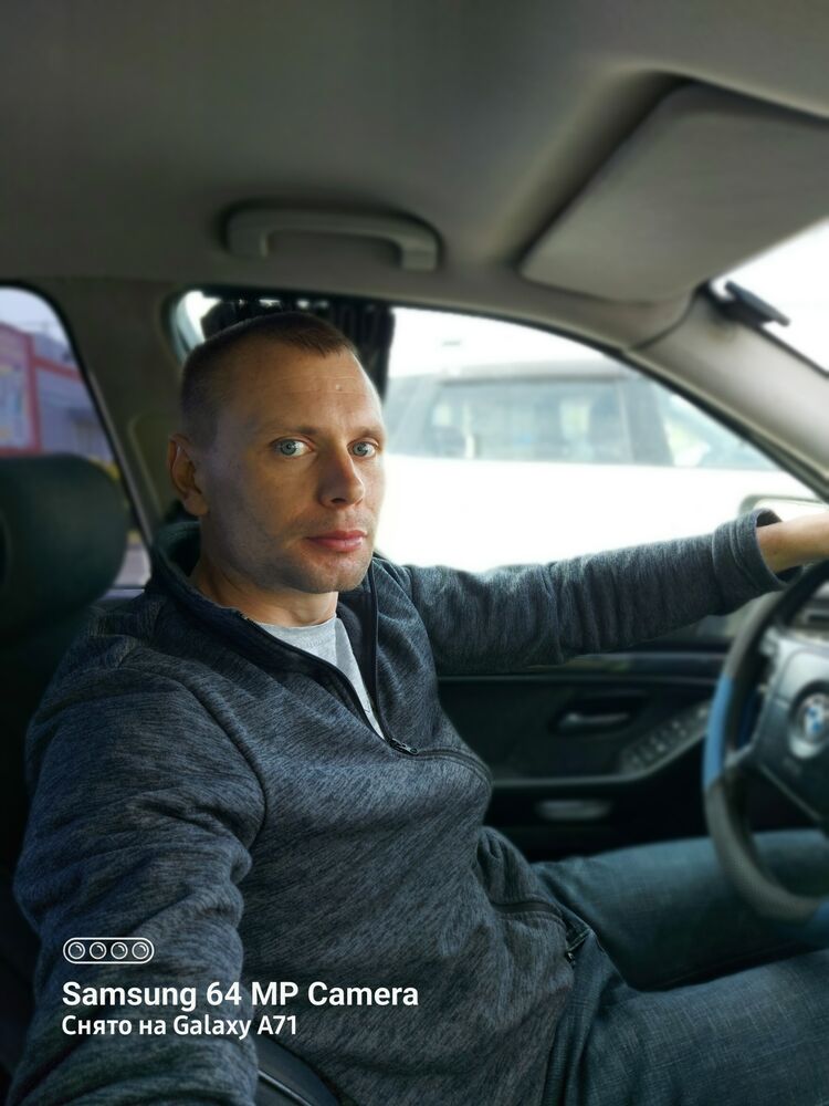  ,   Zhenya, 39 ,   ,   , c 