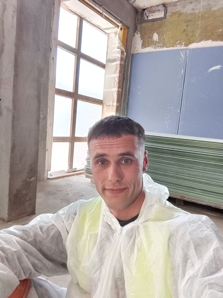  43854094  , 31 ,    --