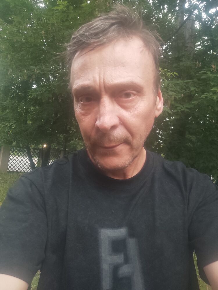  52173124  , 52 ,    