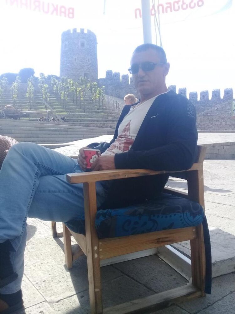  29885874  Ararat, 44 ,    