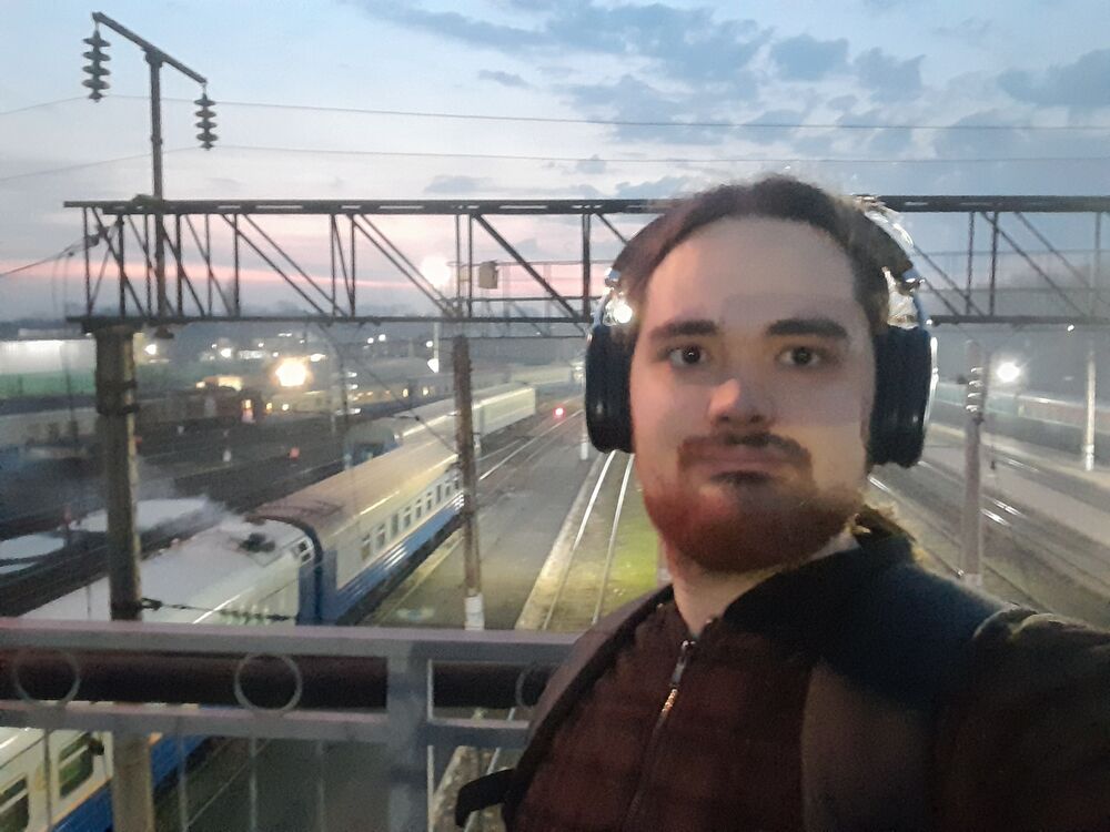  42800704  , 25 ,    
