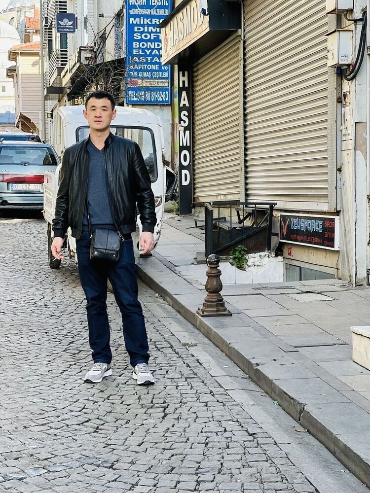 ���� 37615594 ������� Malik, 40 ���, ���� ���������� � ������