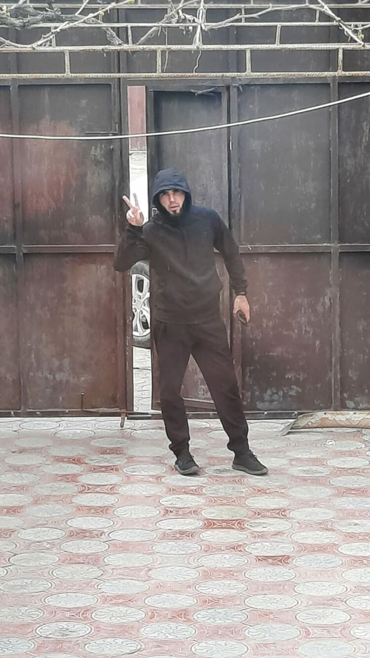  45724874  , 29 ,    