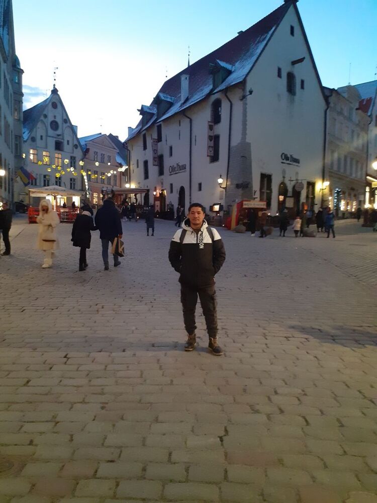  Praha,   , 37 ,   ,   