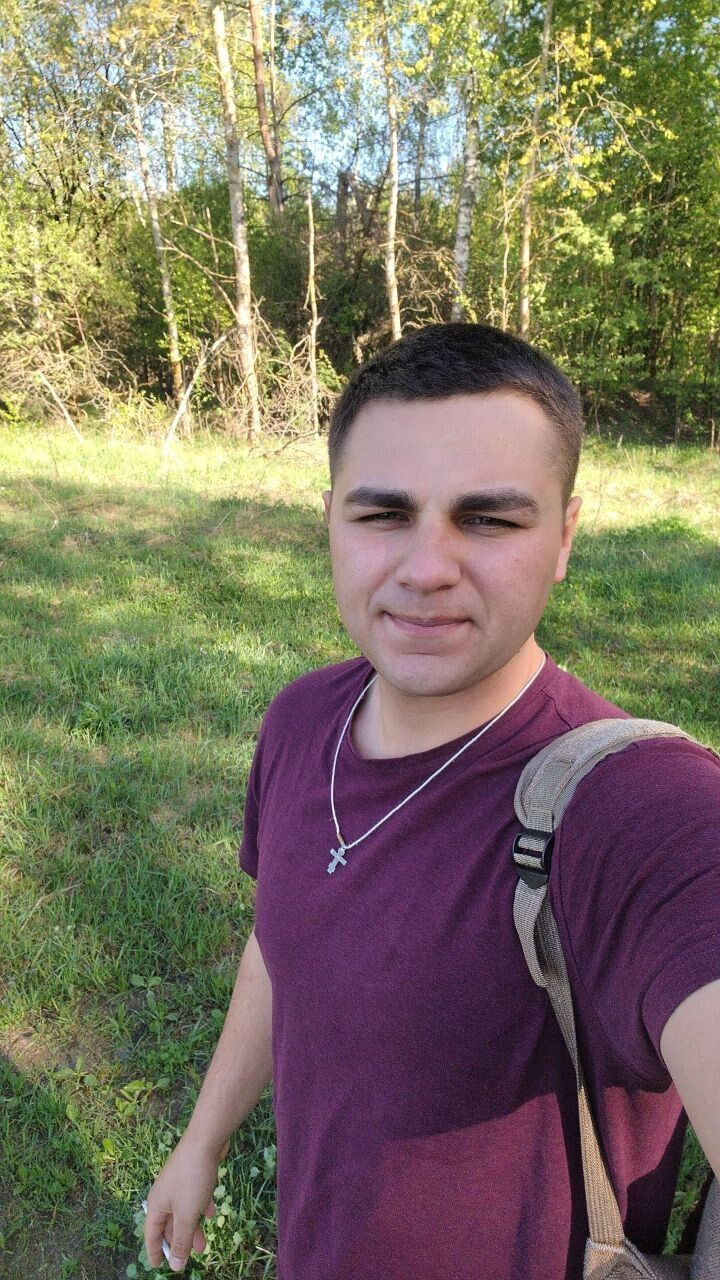  54220114  Pavel, 26 ,    