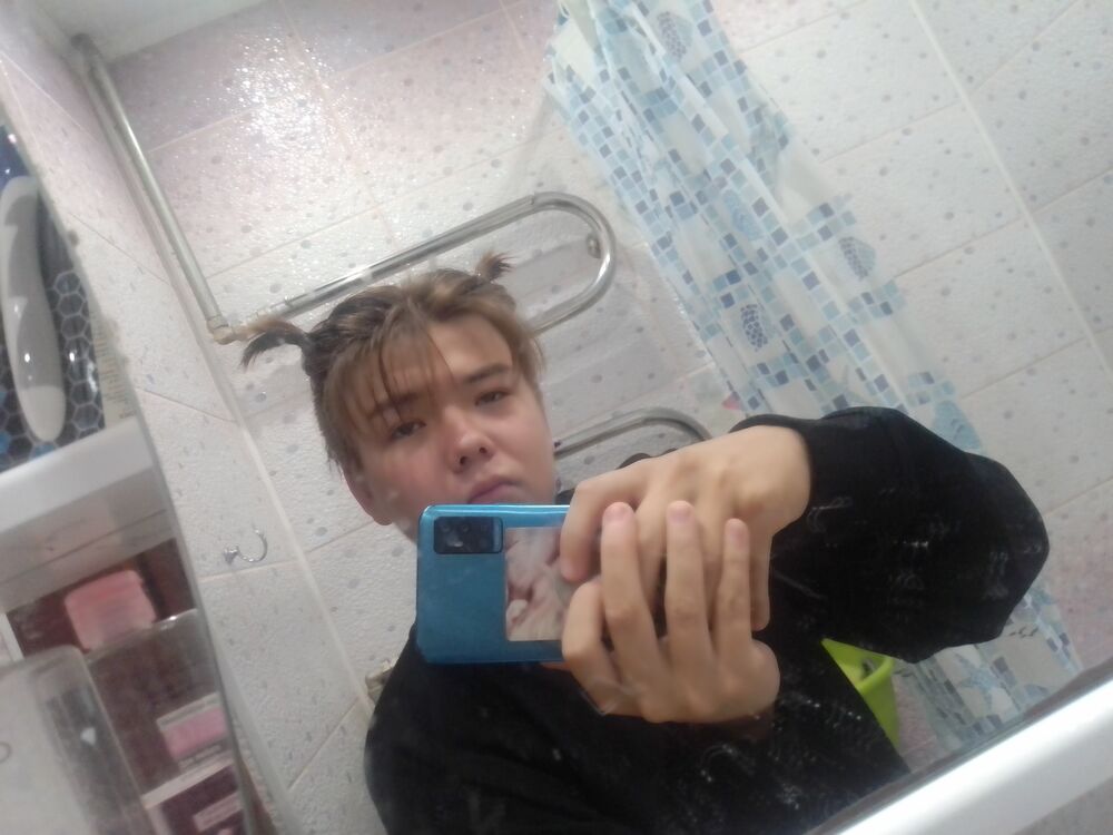  36810494  Ruslan, 21 ,    