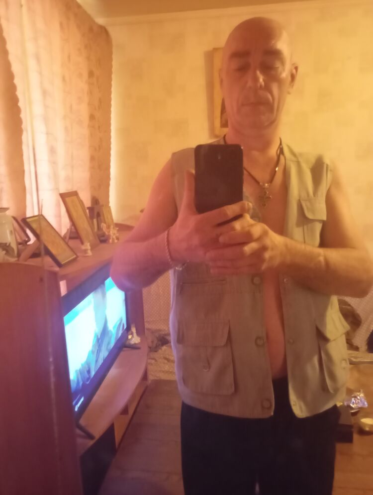  52338264  , 49 ,     