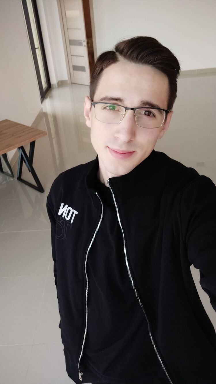  ,   Anton, 25 ,   ,   