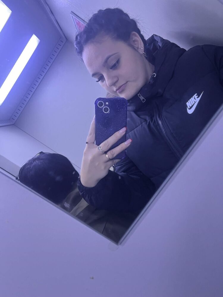 47748484  , 27 ,    