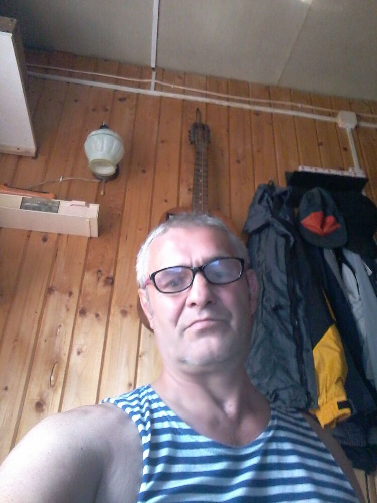  43535404  , 57 ,    