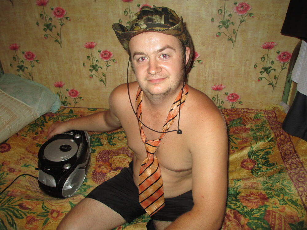  ,   Mihail, 40 ,   ,   , c 
