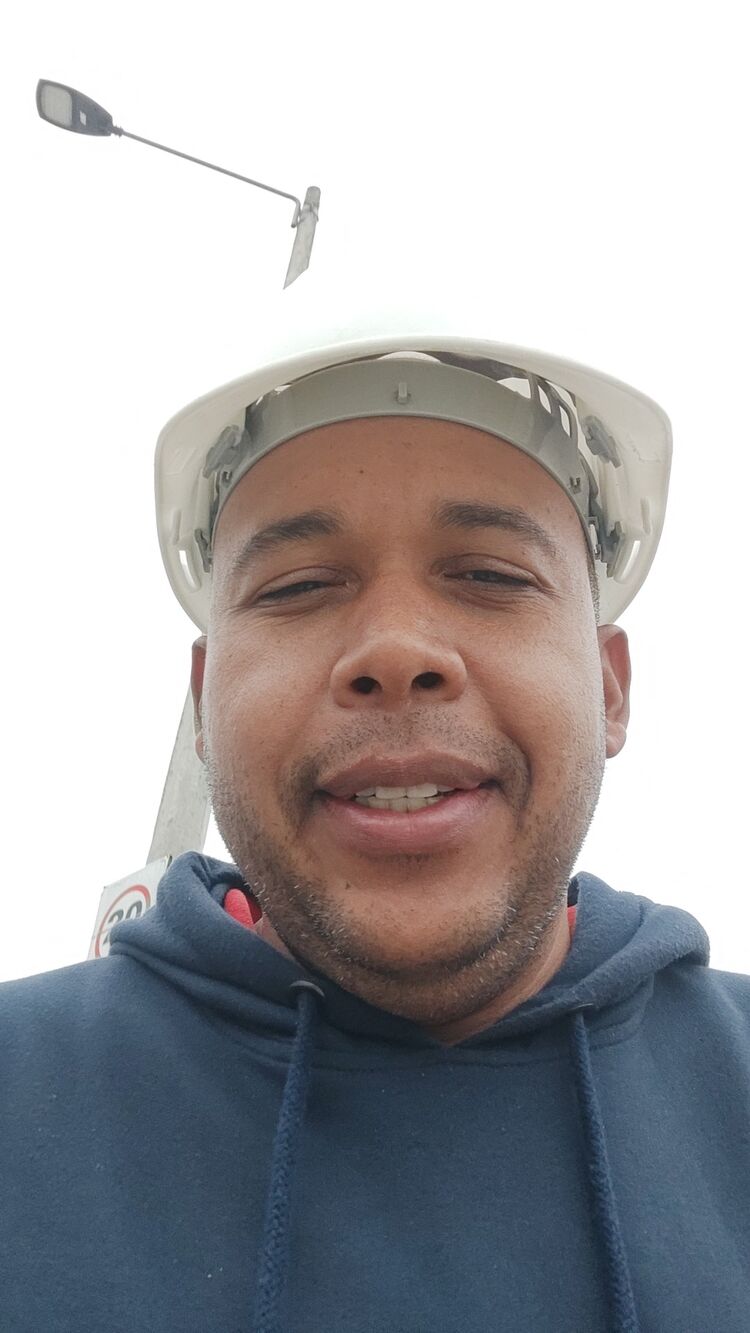  Quito,   Larry, 44 ,   ,   