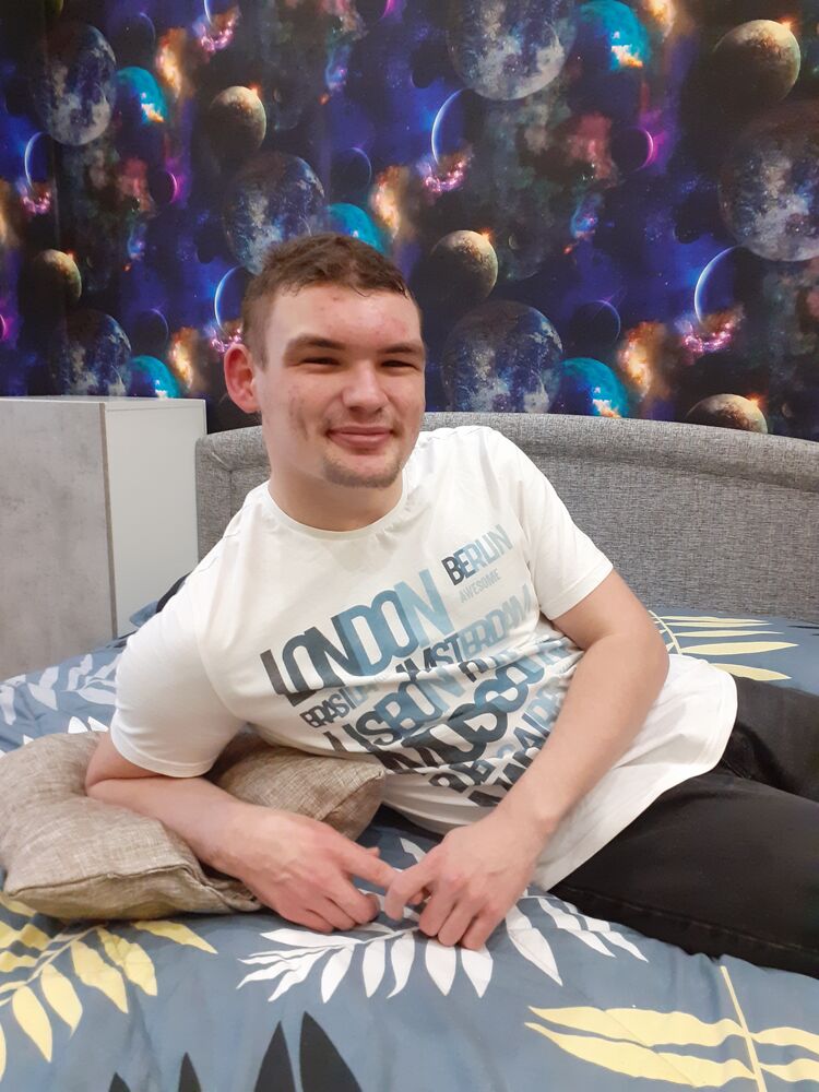  ,    Fox, 28 ,   ,   , c , 