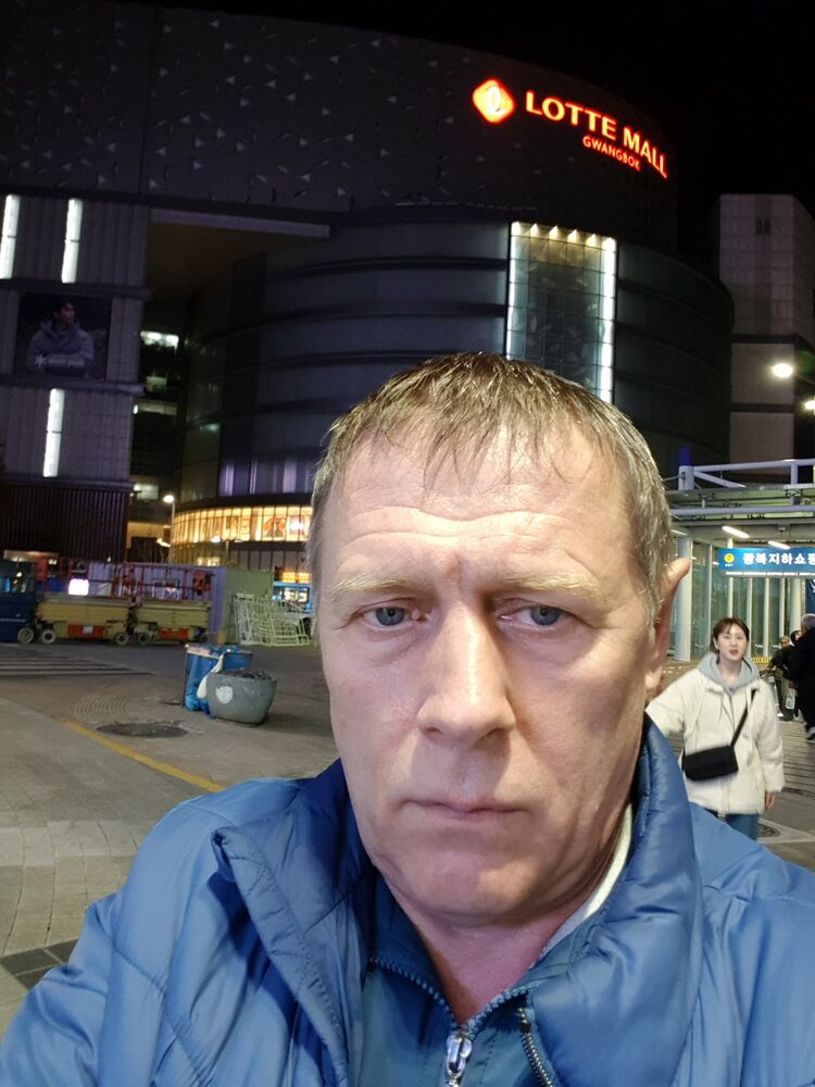  ,   Dmitriy, 52 ,   ,   