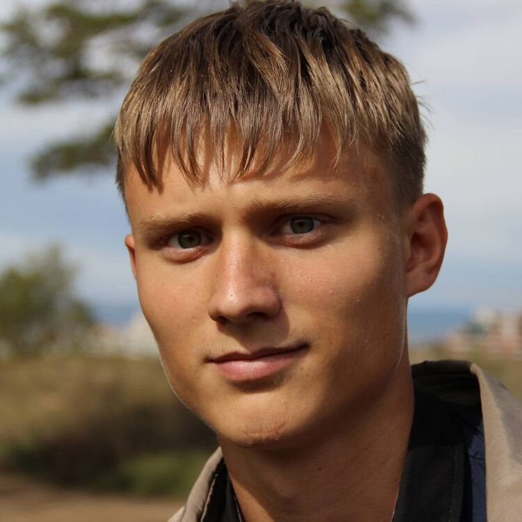 ,   Dmitry, 35 ,   c 