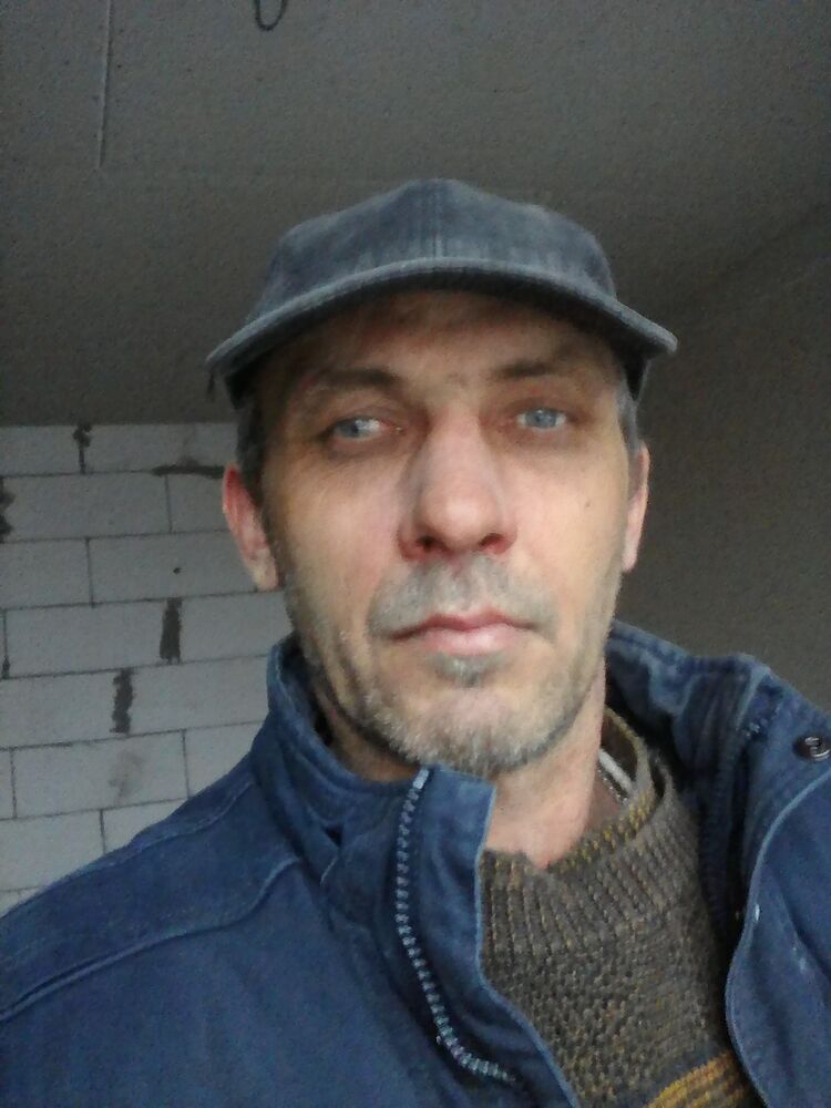  ,   Mihail, 49 ,   ,   , c 