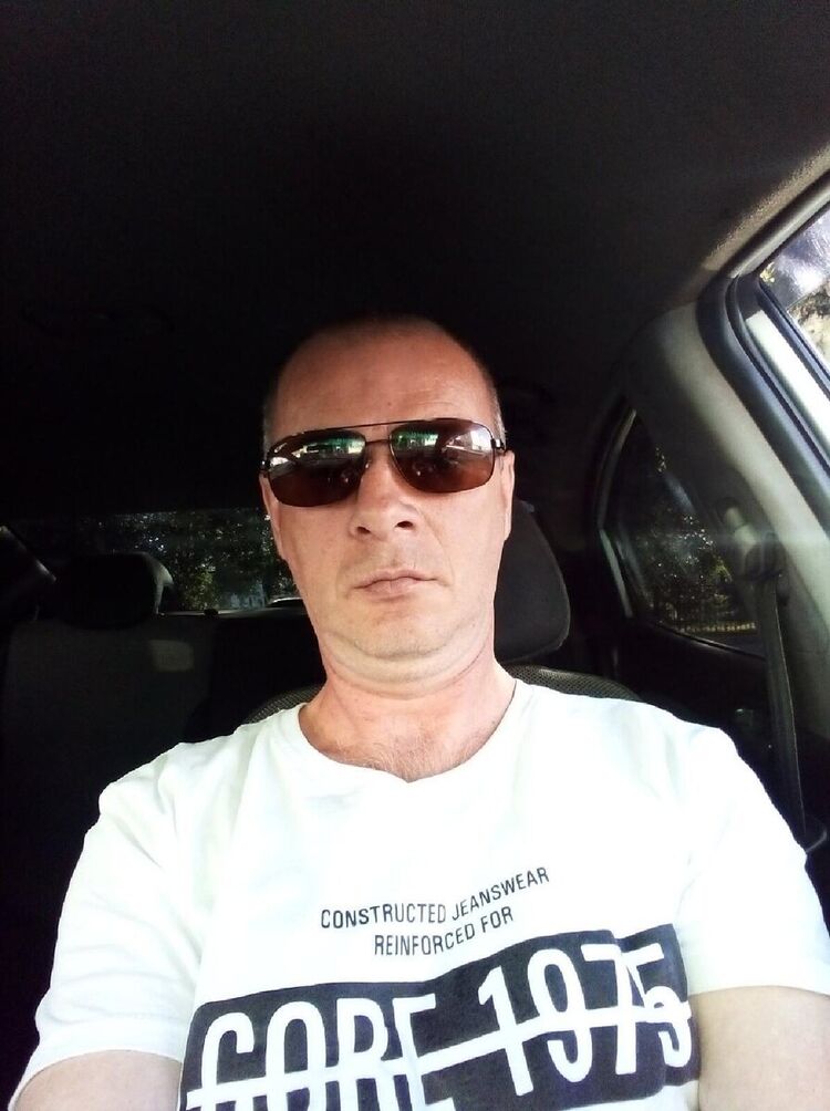  21764654  , 52 ,    