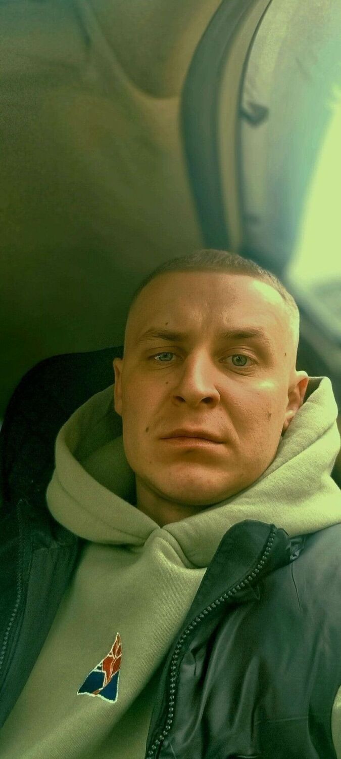  42832744  , 33 ,    