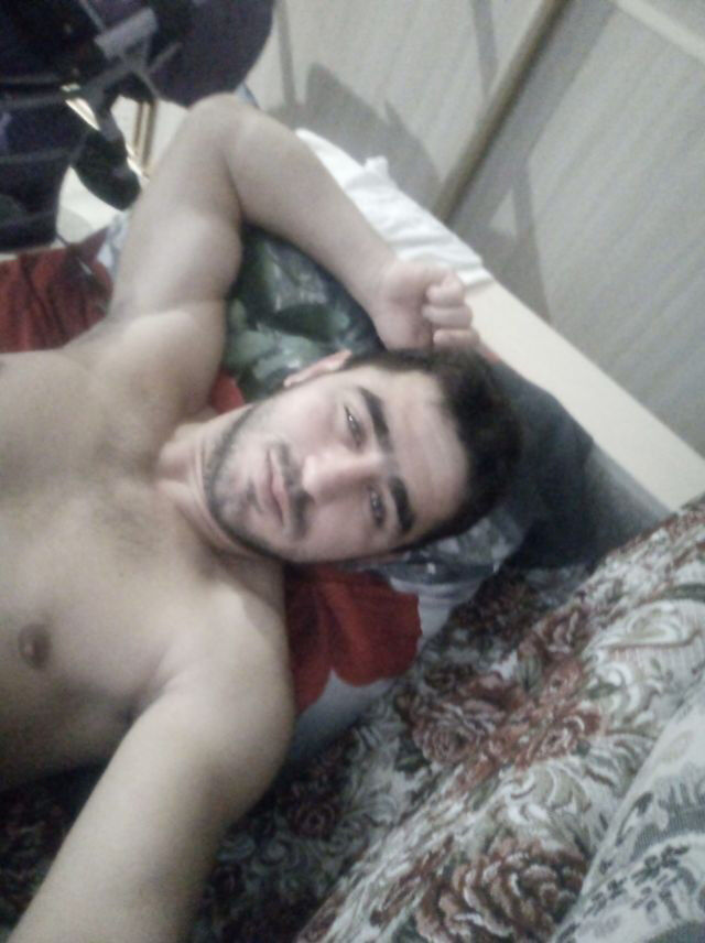  18148664  Azeri, 34 ,    