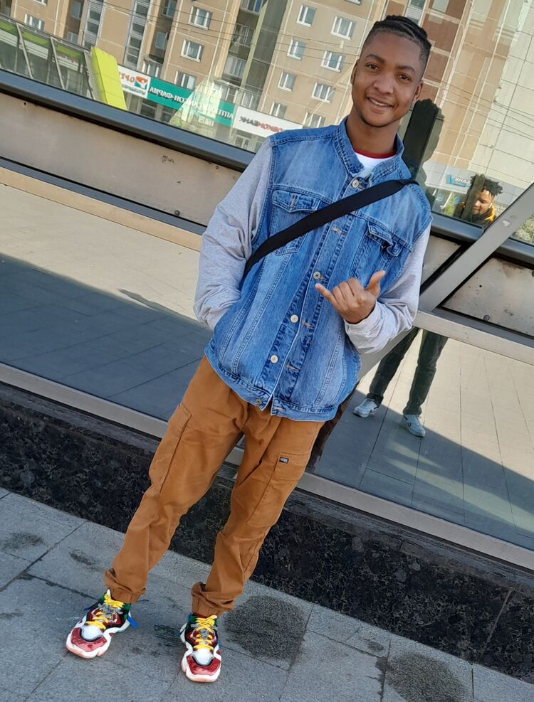  34572604   , 32 ,    