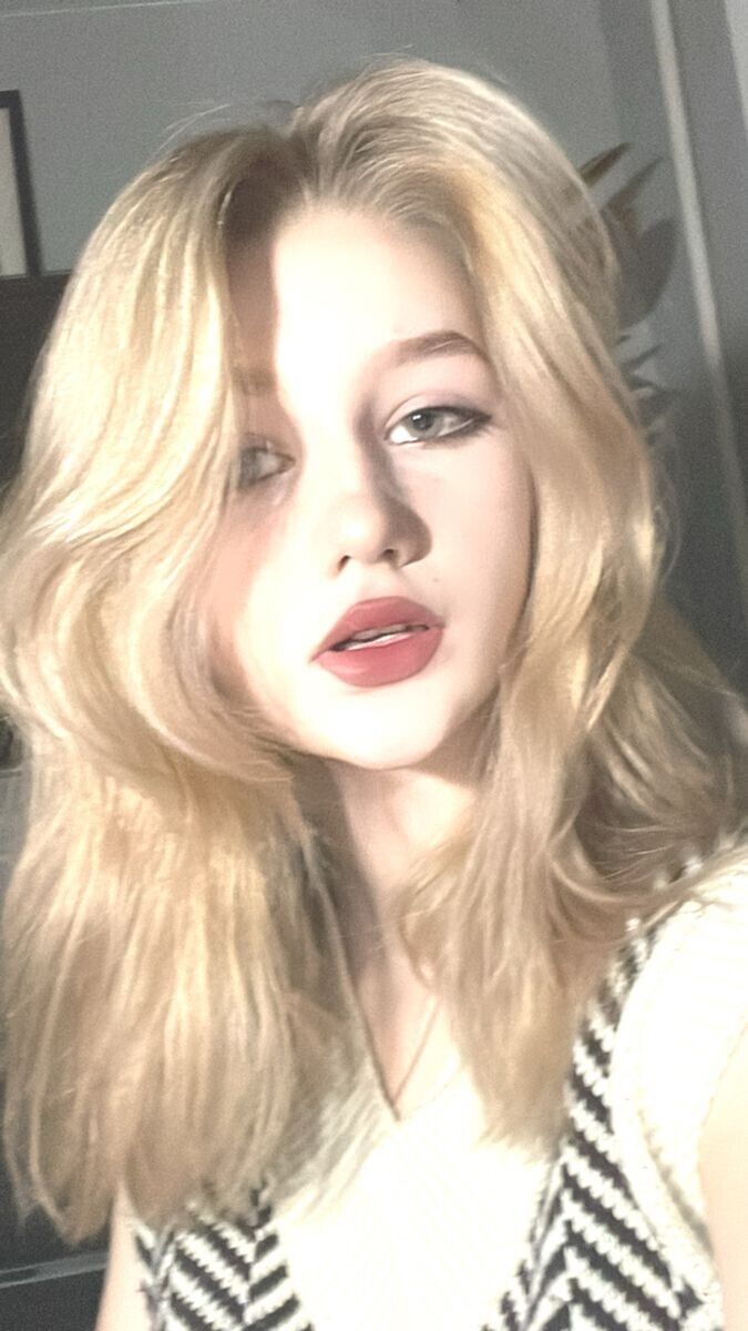  28470894  , 22 ,    -