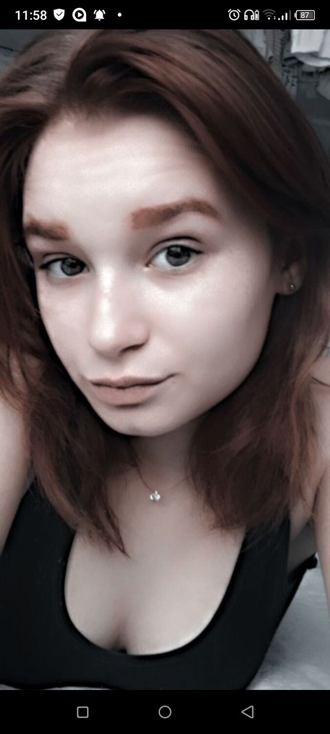  32325814  , 21 ,    