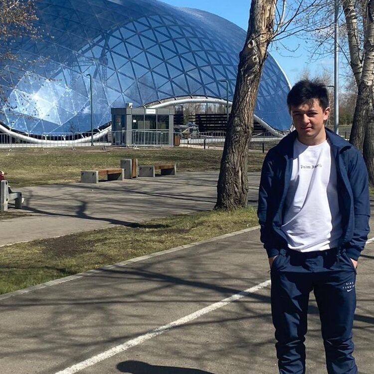 ���� 54837464 ����� Ayubjon, 20 ���, ���� ���������� � �����������