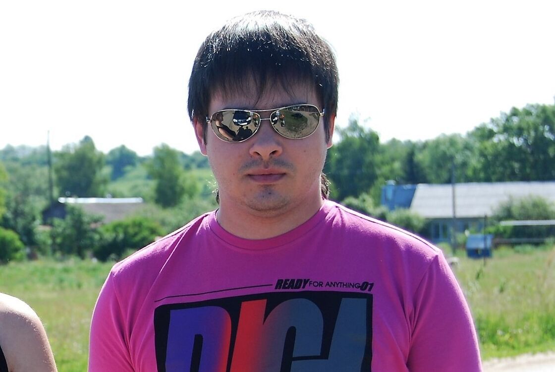  9821624  Andrey, 40 ,    