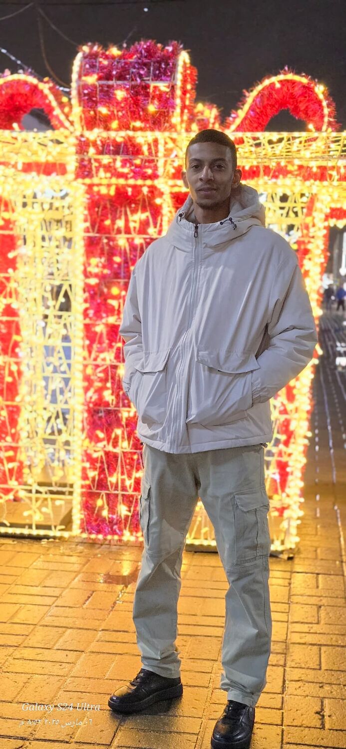  ,   , 24 ,   ,   