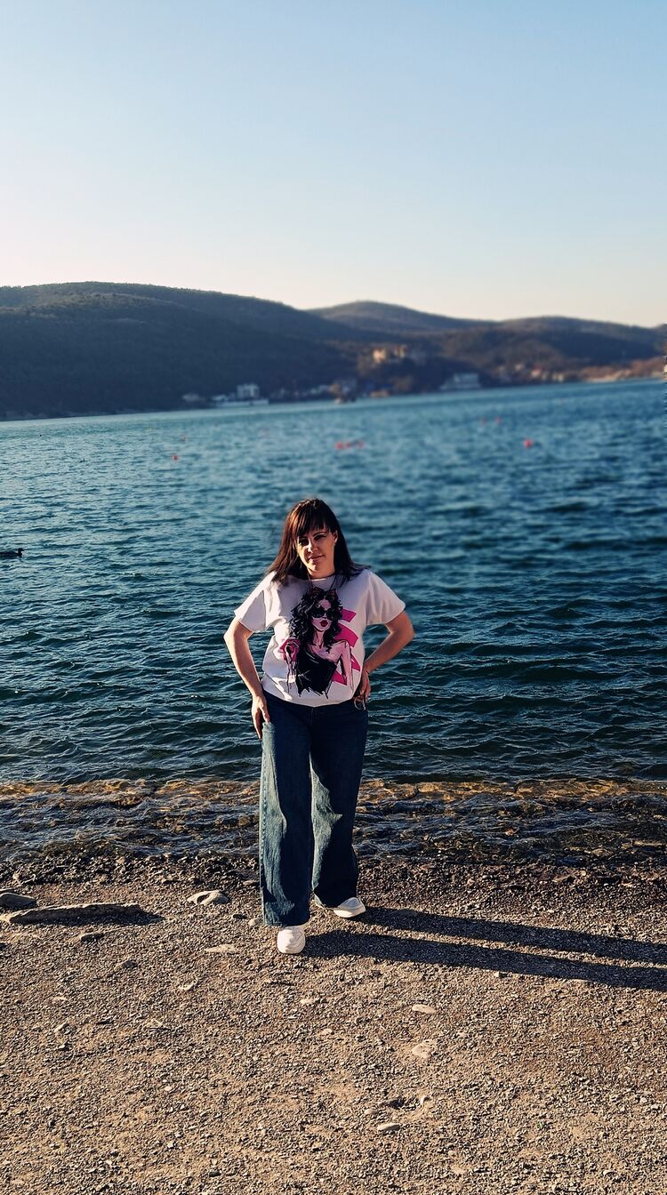  ,    , 37 ,   ,   