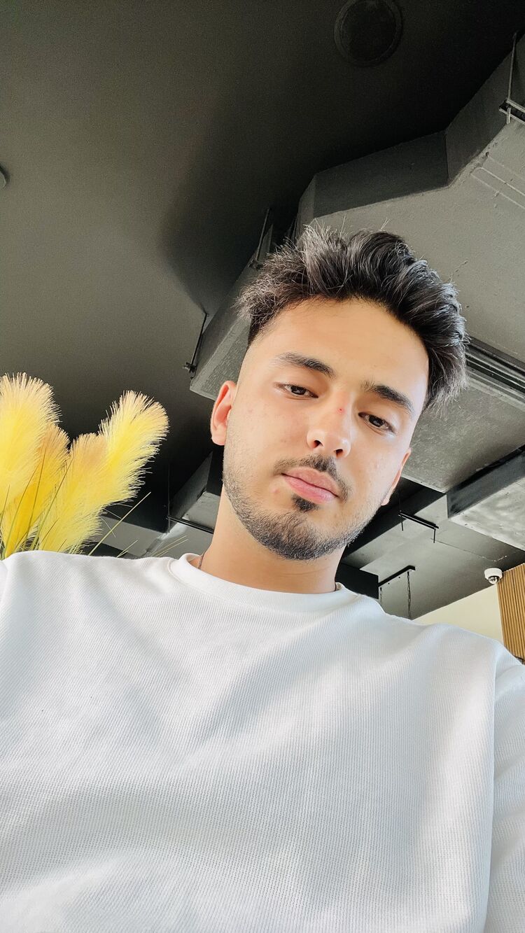  ,   Farshid, 27 ,   ,   