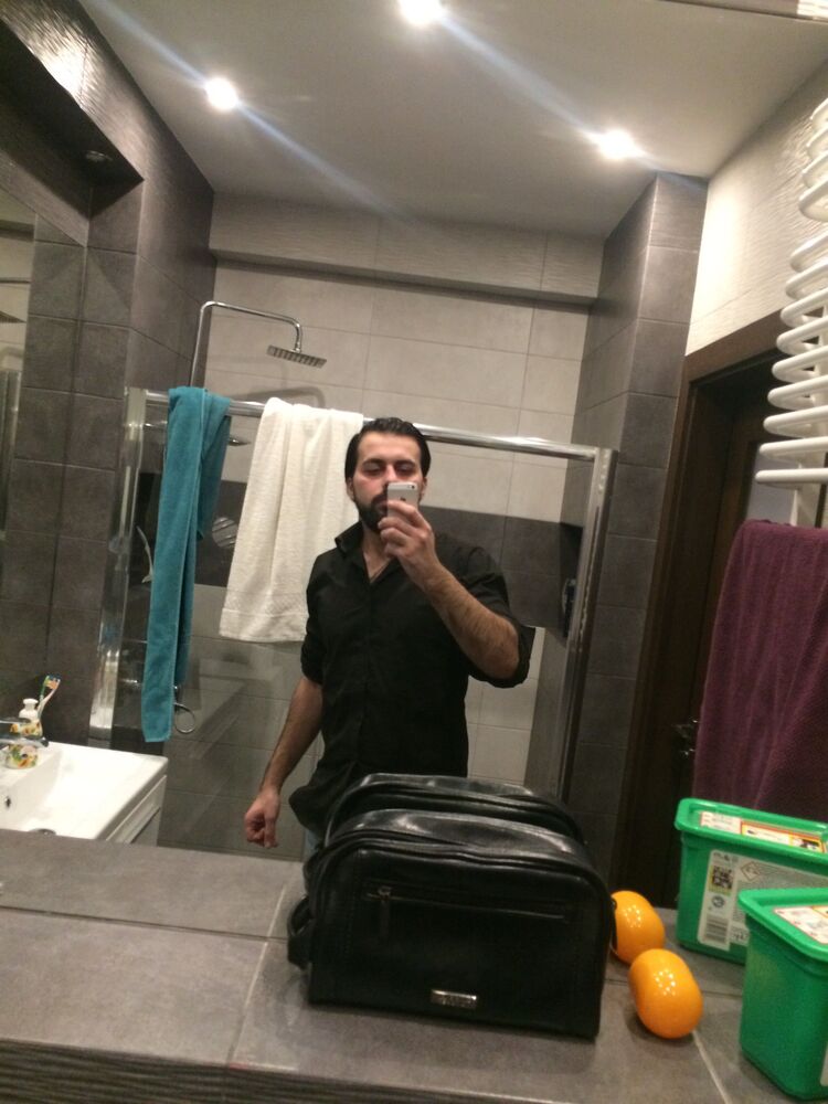  22799064  Nugzar, 36 ,    