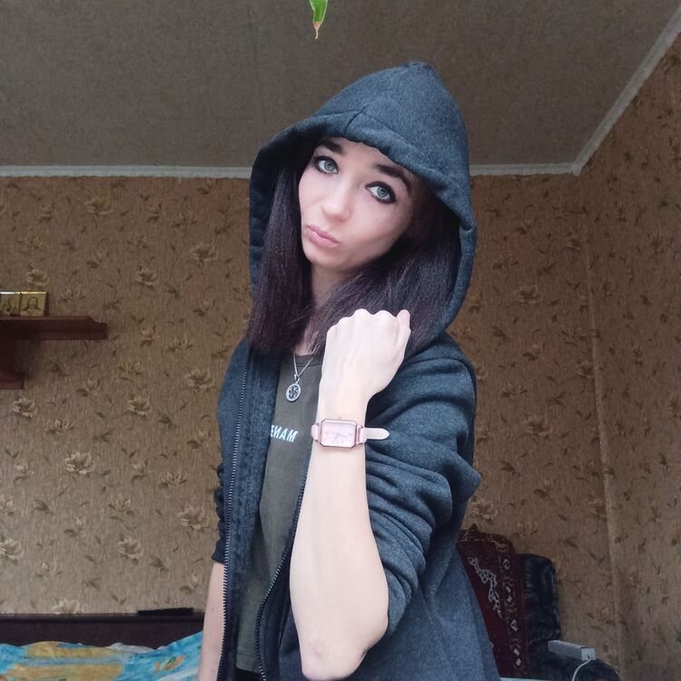  49574414  , 28 ,    