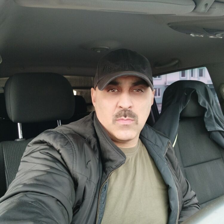  21035014  Garib, 54 ,     