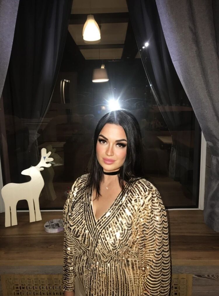  54634104  Regina, 33 ,    -