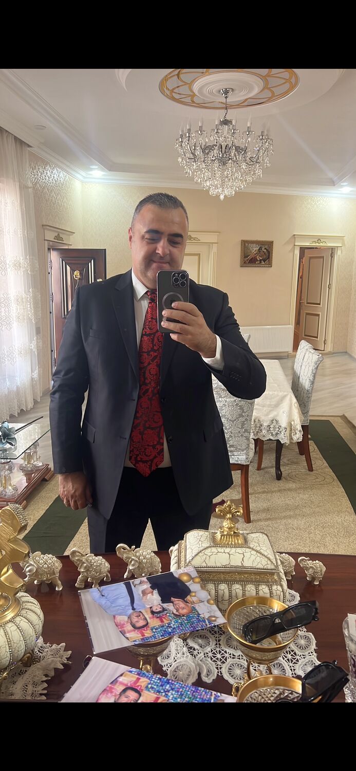  54560984  Jenk, 53 ,    