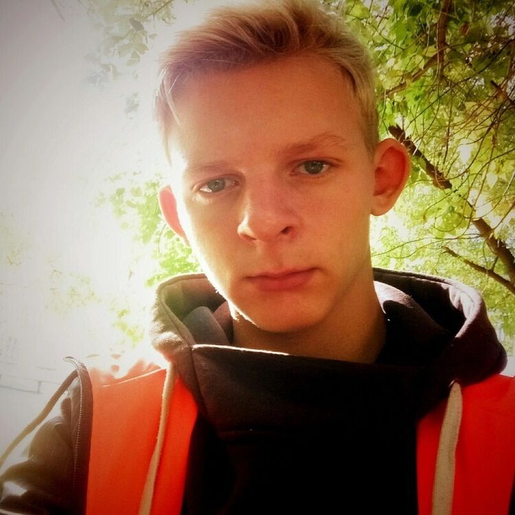  29220444  Andrey, 23 ,    