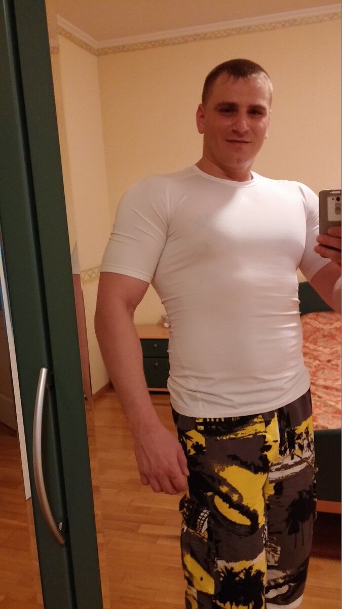  4907194  ANATOLII, 42 ,    