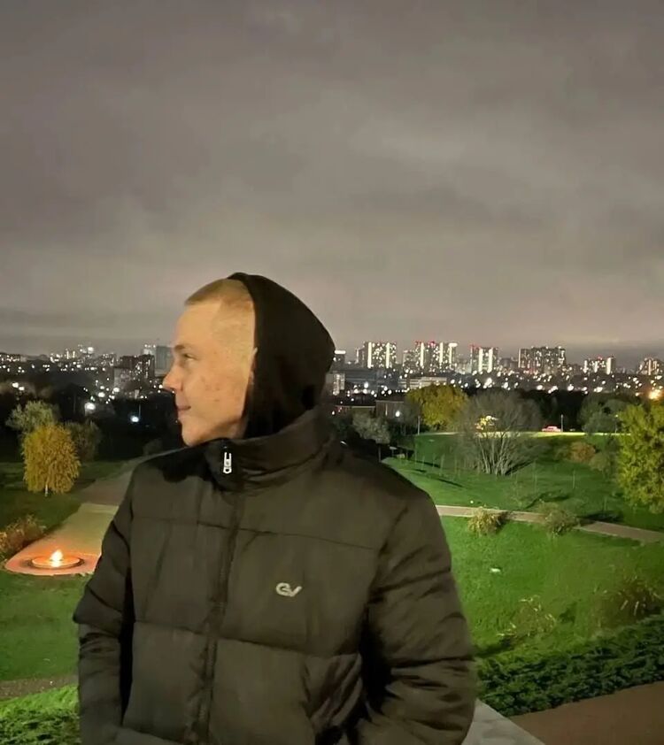  33779284  , 20 ,    --