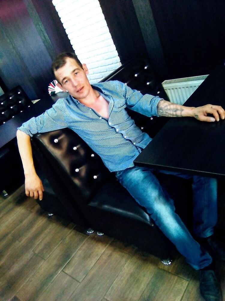  ,   Sergei, 46 ,     , c 