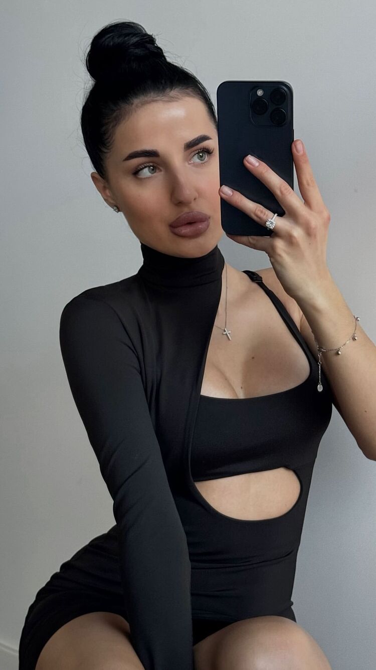  47900084  Vika, 31 ,    